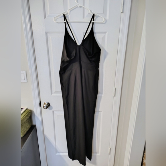 HALARA Breezful Backless Side Invisible Zipper Pocket Wide Leg QuickDry Jumpsuit - Picture 6 of 10